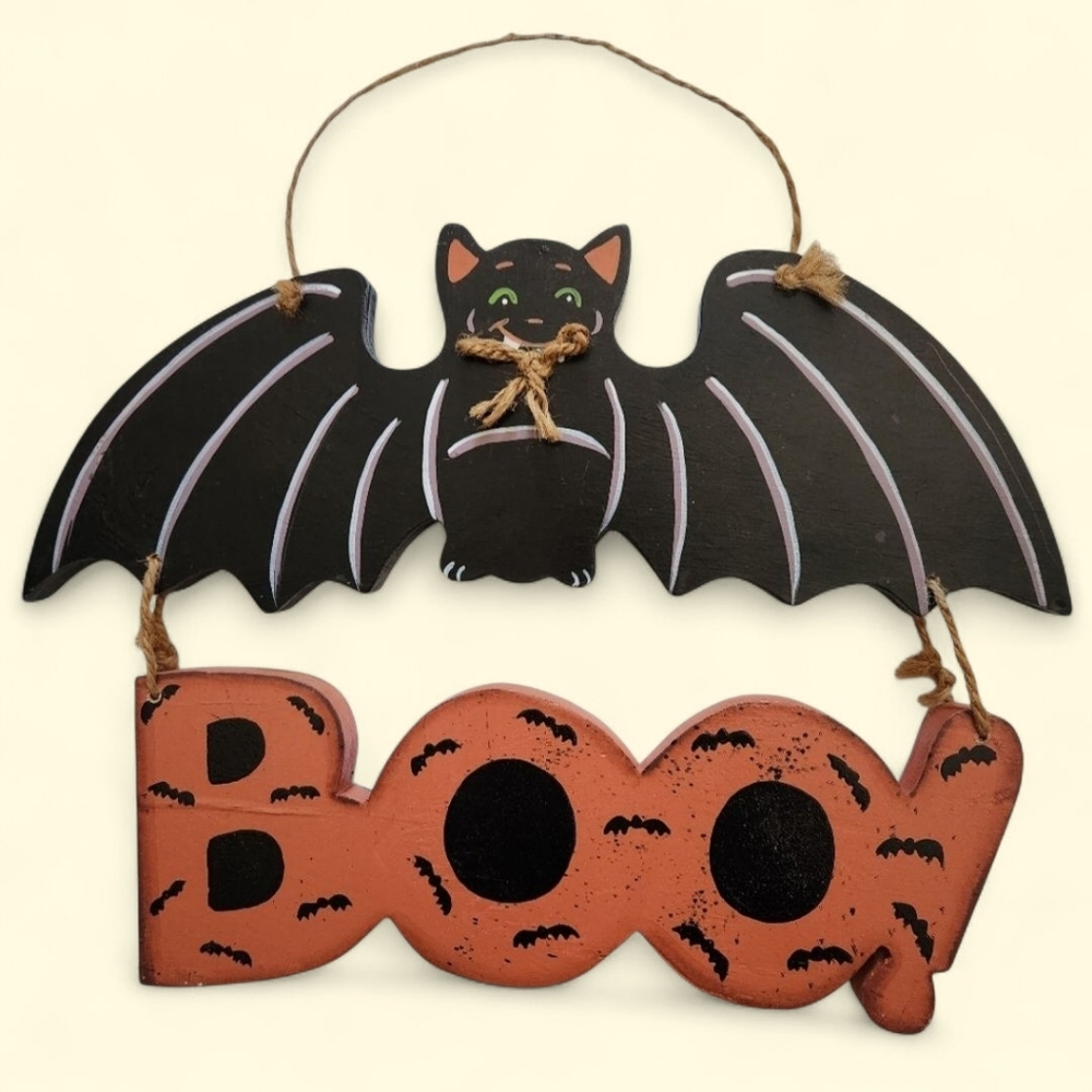 Vintage 1990s Painted Wooden Friendly Halloween BOO Bat